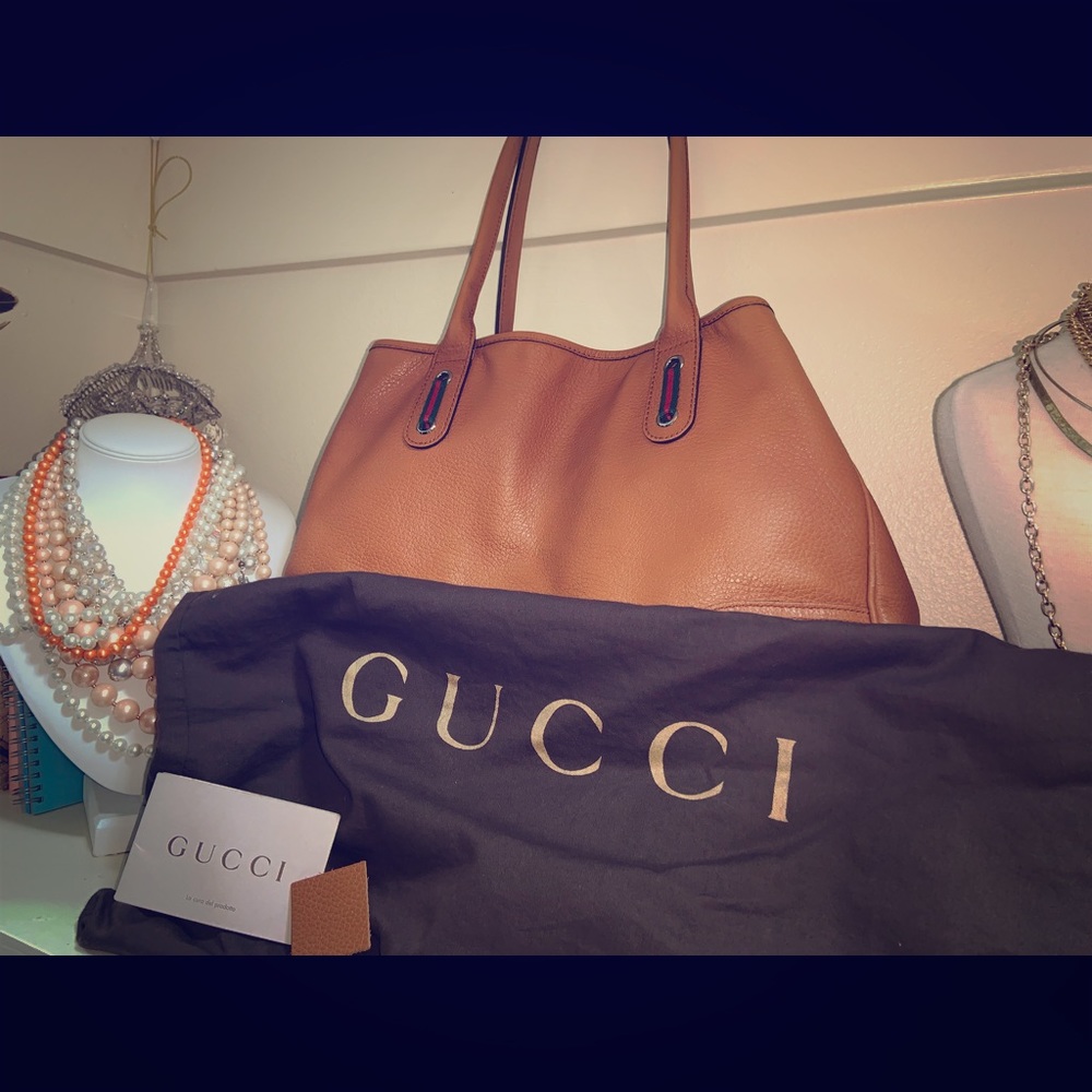 Authentic GUCCI Small Leather Tote Bag